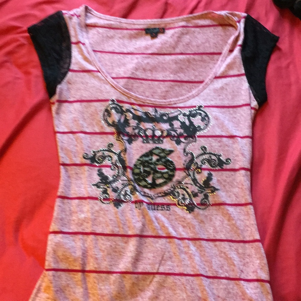 Guess T cap sleeves and lace